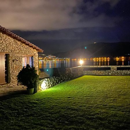 קסטוריה The Little Stone House By The Lake מראה חיצוני תמונה