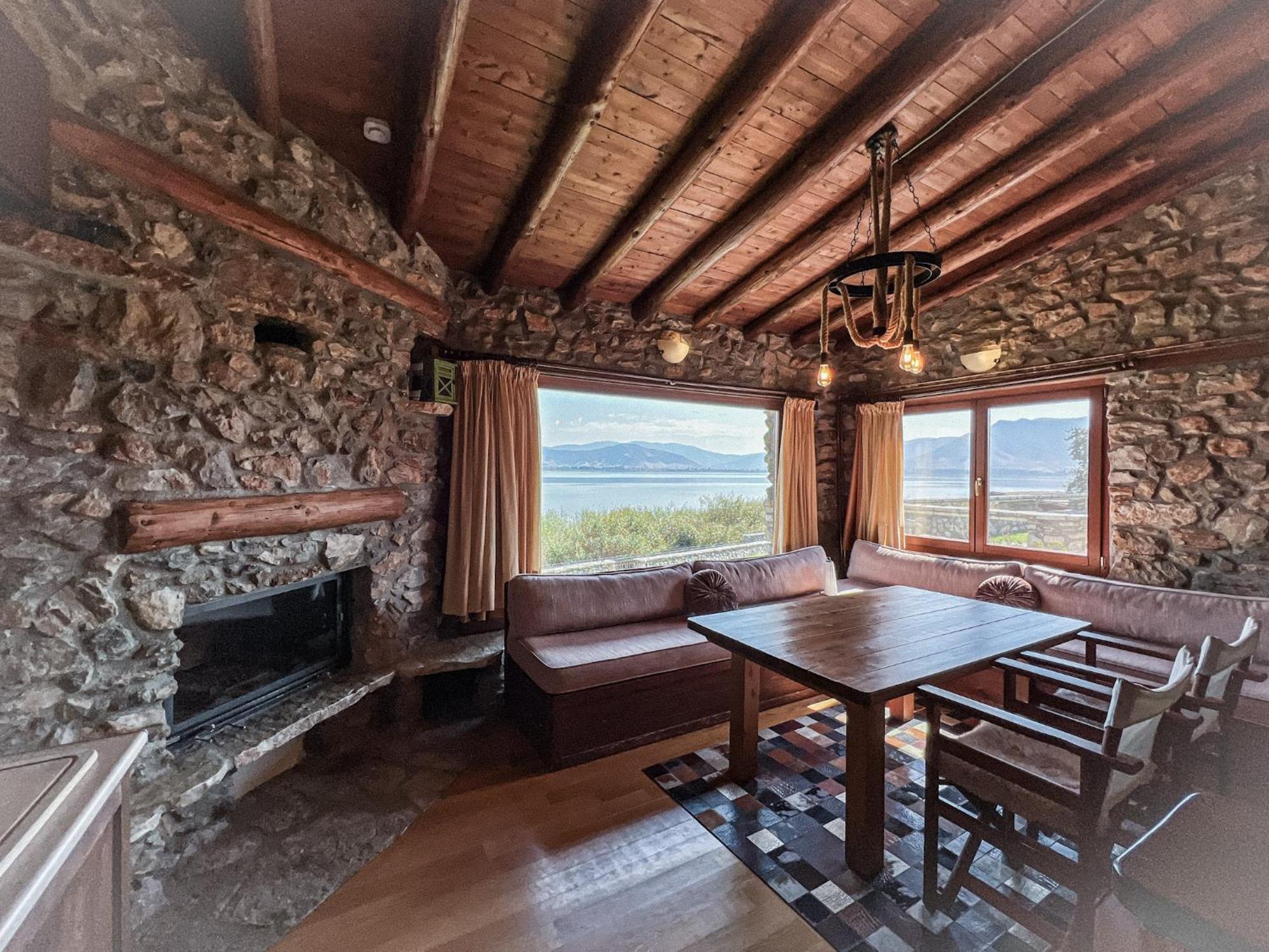 קסטוריה The Little Stone House By The Lake מראה חיצוני תמונה