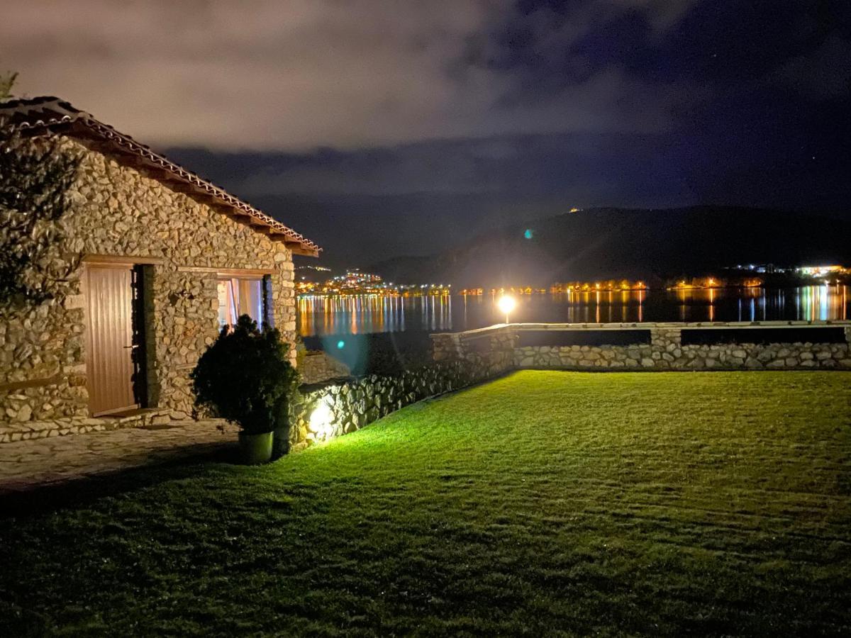 קסטוריה The Little Stone House By The Lake מראה חיצוני תמונה